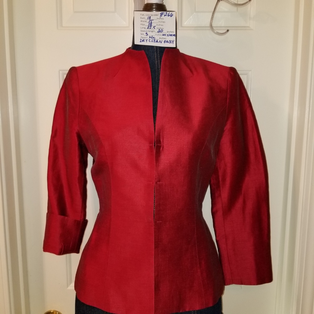 ✅#266 Preowned Georgiou Studio Red Linen Jacket 4